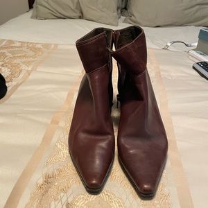 Leather Tahari heeled boots
